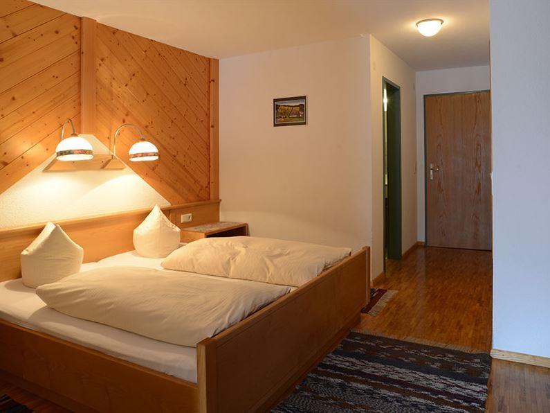 Edelweiss Appartements Рицлерн Стая снимка